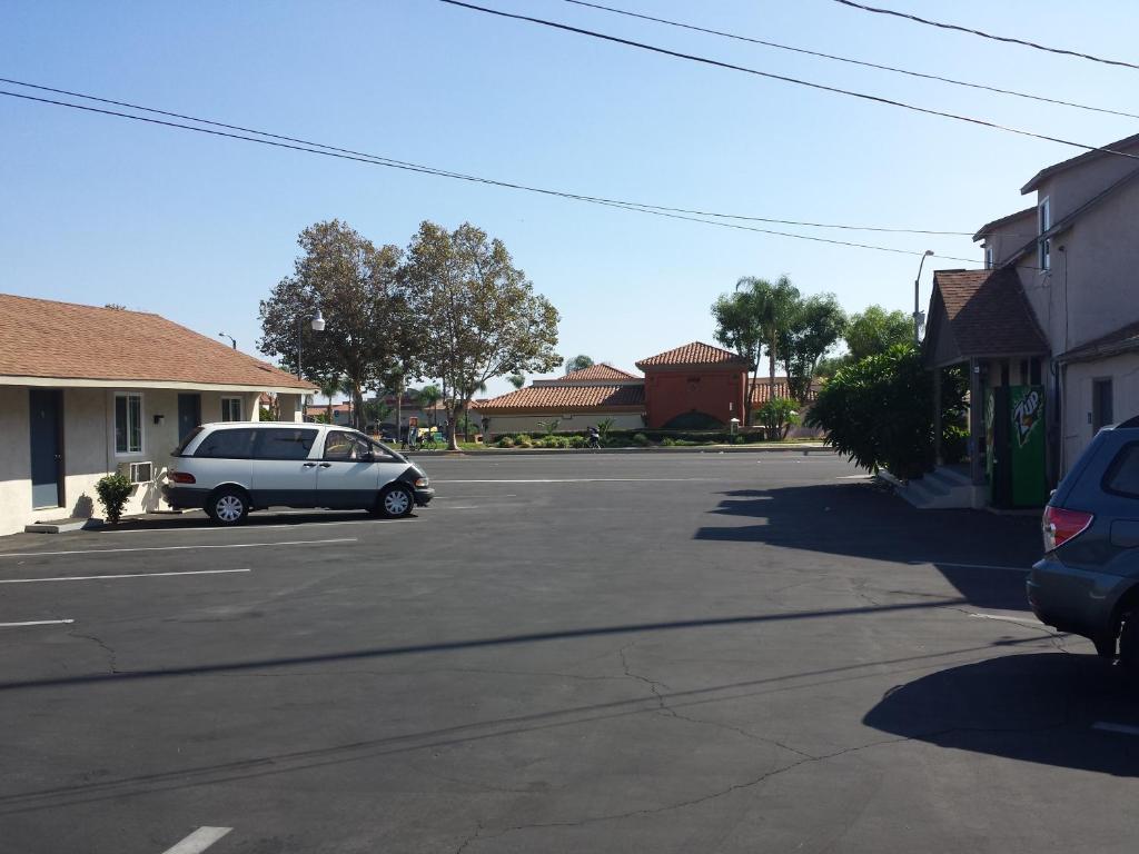 New Kansan Motel Rancho Cucamonga Eksteriør bilde